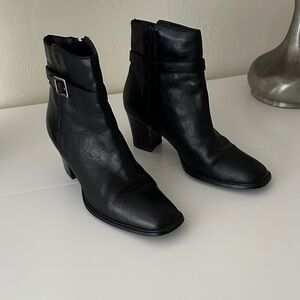 Karen Scott Black Leather Ankle Boots